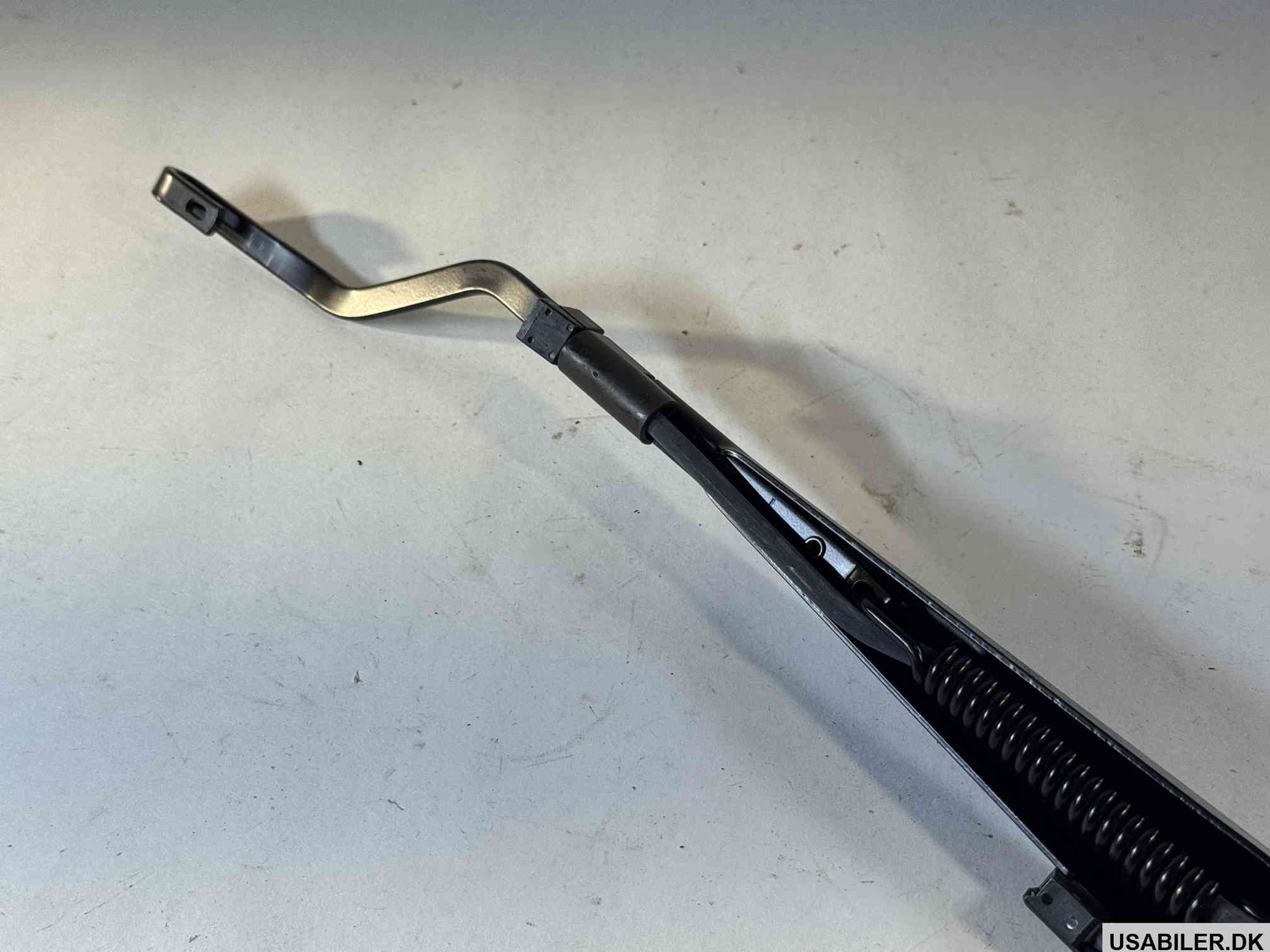 GM 10424237 Arm Assembly, Windshield Wiper