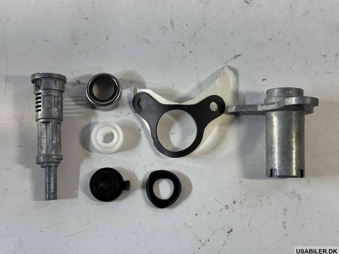GM 12531212 Cylinder Kit,Lift Gate Lock