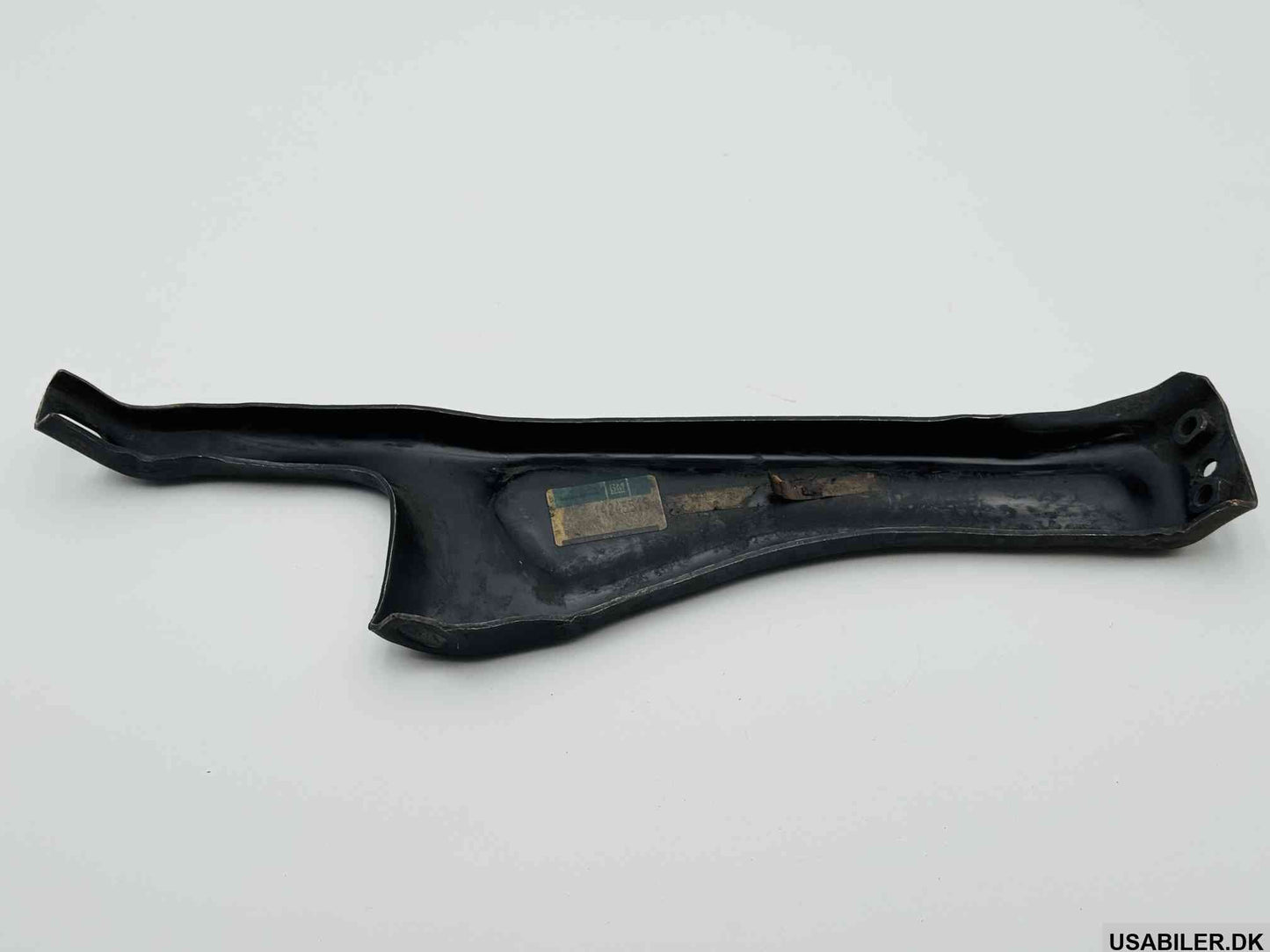 GM 14045515 Bumper Fender Brace