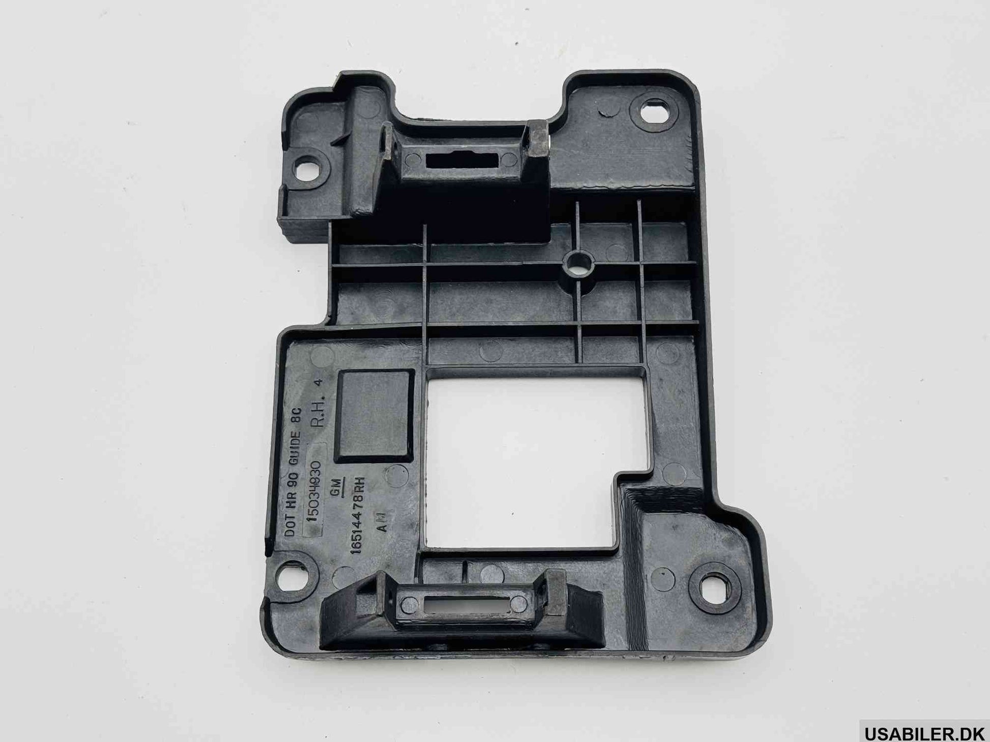 GM 15034930 Capsule / Headlamp / Fog Lamp Headlamp