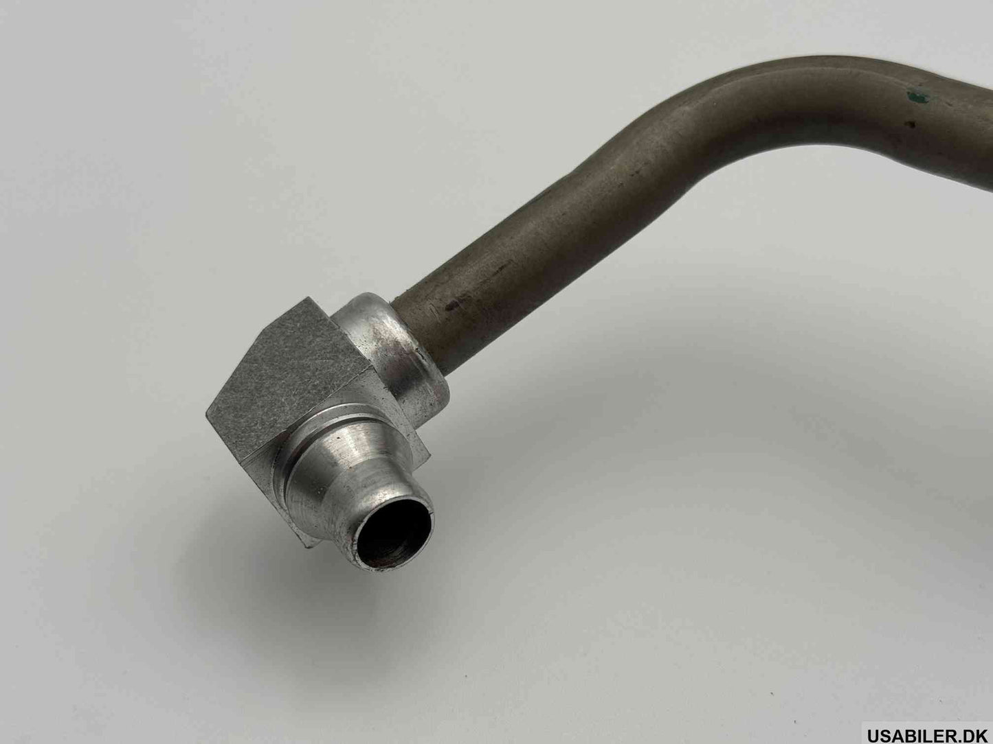 GM 15158540 Hose, Engine Oil Cooler Outlet
