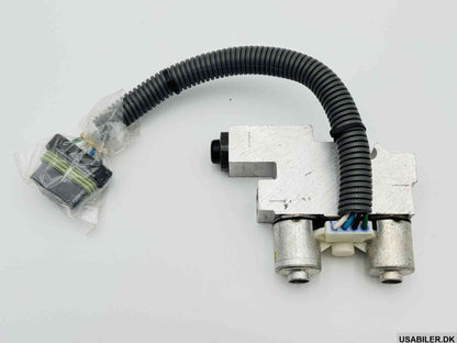 GM 15661378 Valve, Pressure Differential (Anti, Lock Pressure Valve)