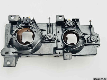 GM 16506927 C/K1500 Trucks Left LH Headlight Bracket