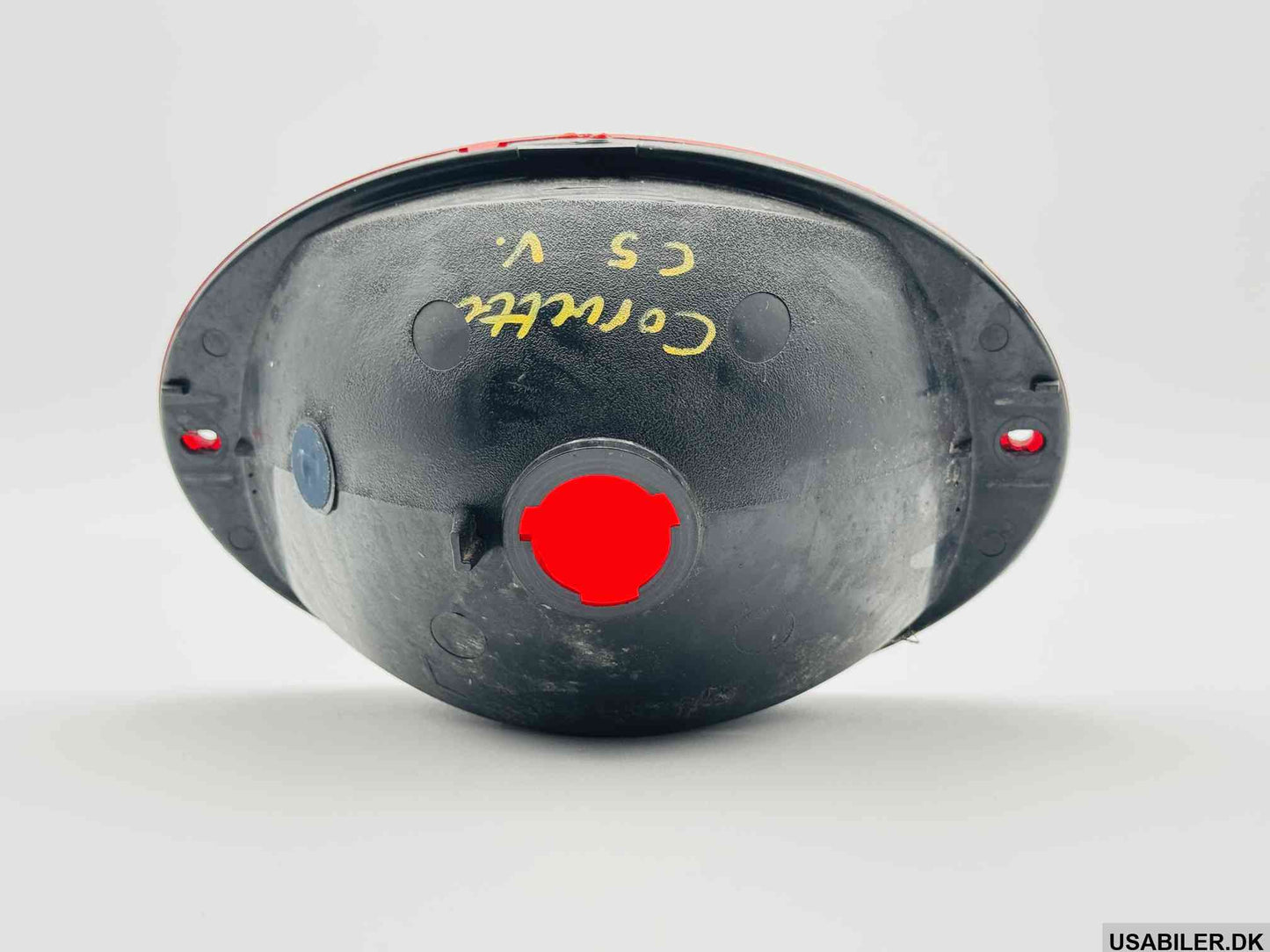 GM 16523629 Red Tail Lights, LH  (Used)