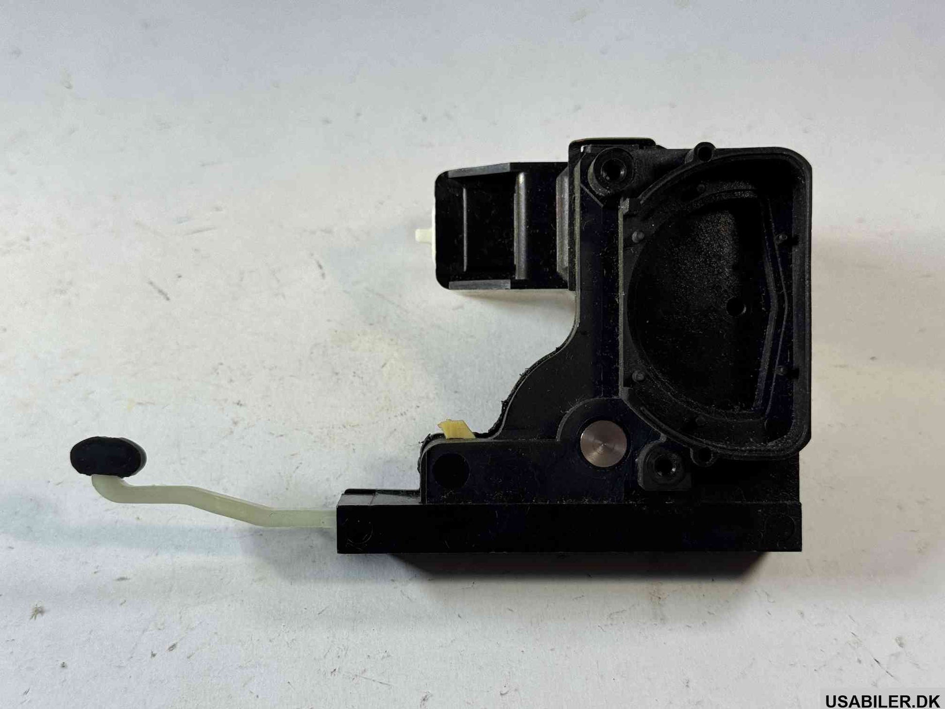 GM 25664287 Rear Door Lock Actuator Kit