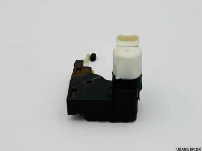 GM 25664288 Actuator,Front Side Door Lock *Left