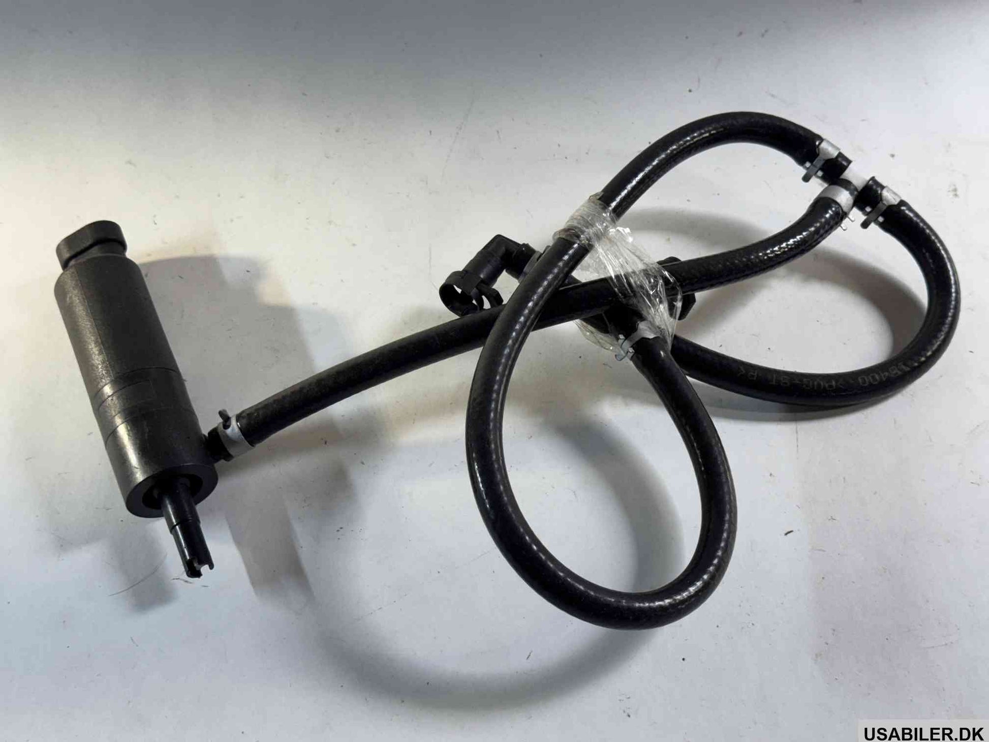 GM 25693988 Pump,Headlamp Washer