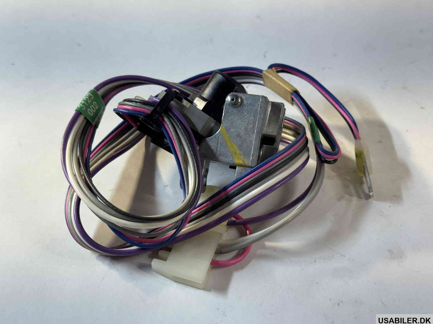 GM 26043123 Switch,Windshield Wiper & Windshield Washer