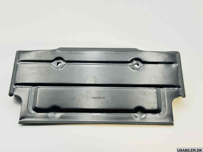 GM 3892041 Bracket, Rear License