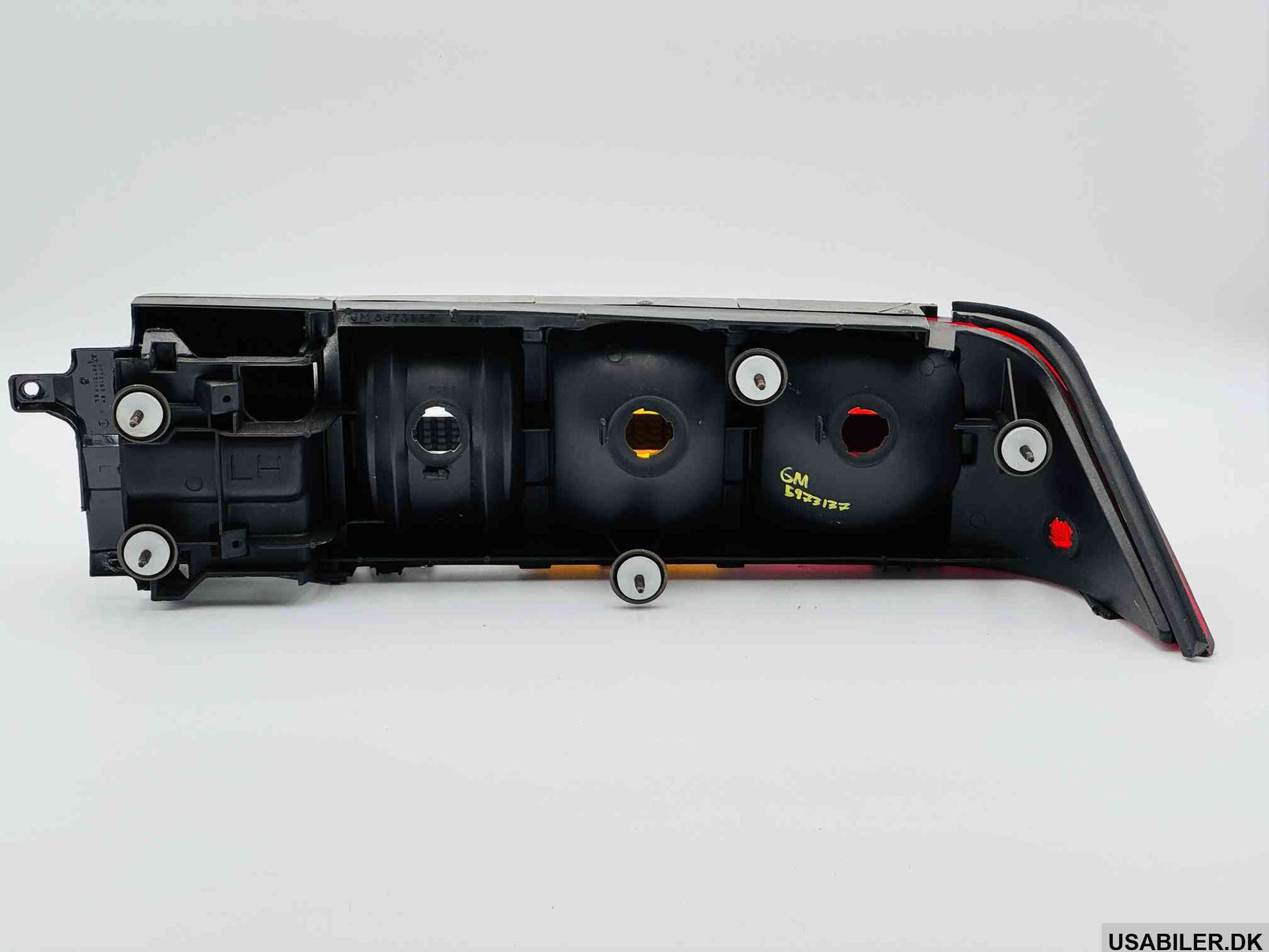 GM 5973137 Left Driver Side Tail Light Assembly 