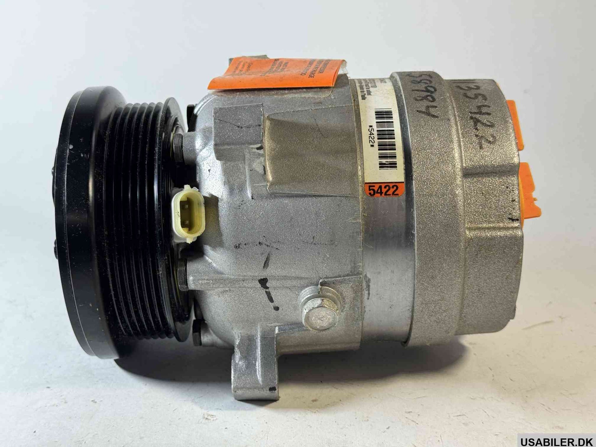 GM 89018864 Air Conditioner Compressor Assembly