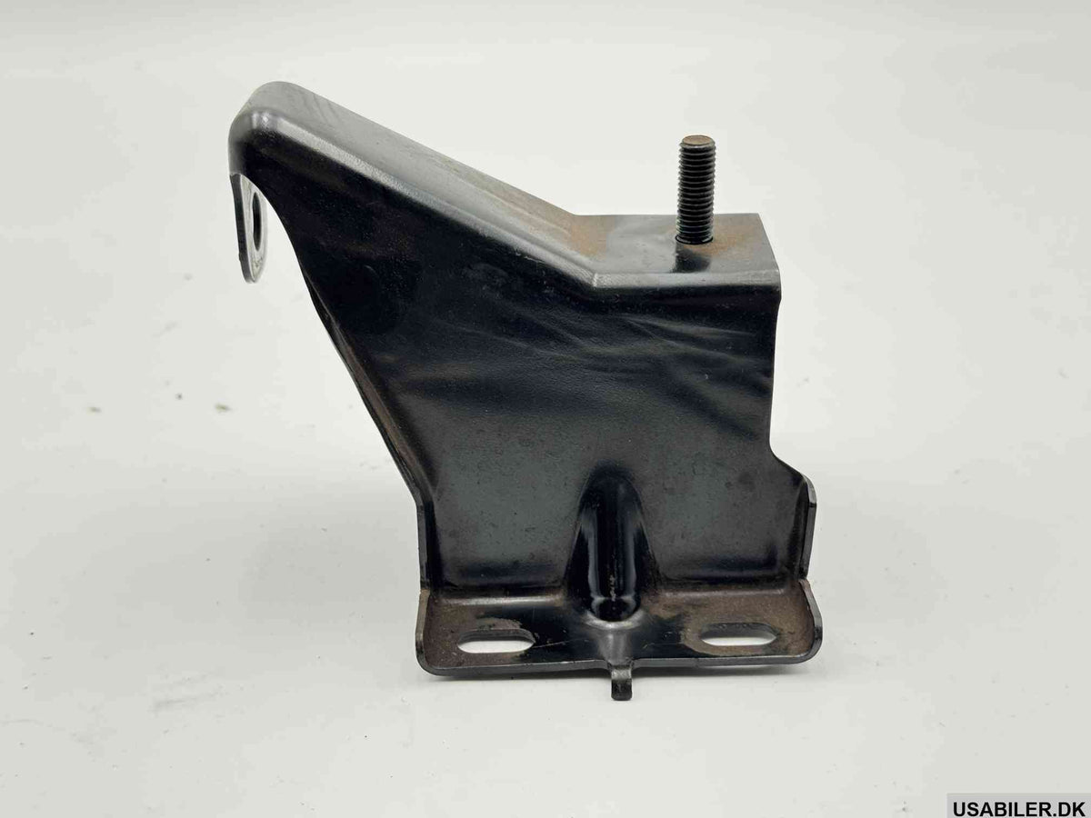 MOPAR 55155990AA Steel Right Rear Bumper Bracket 
