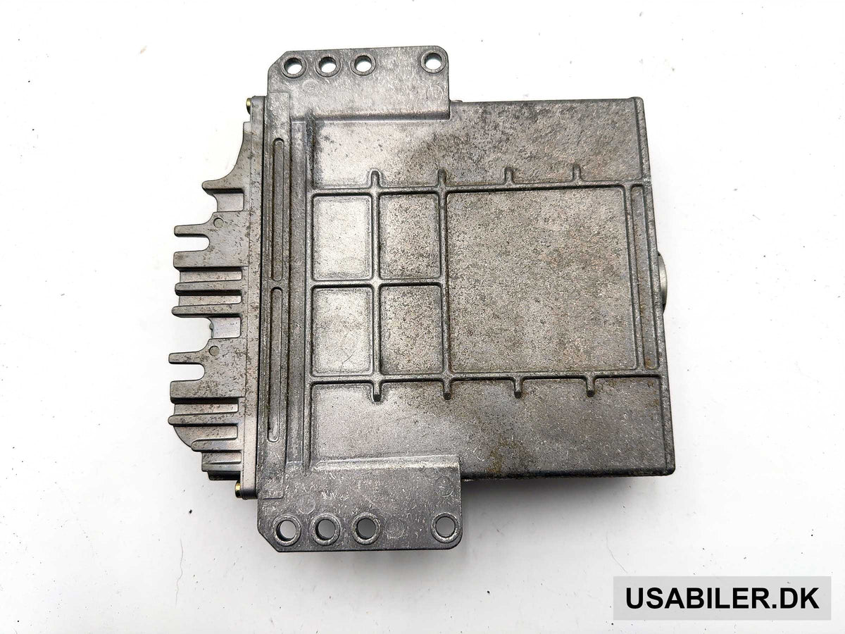 BOSCH 04686660AB Engine Control Unit