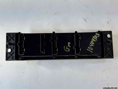 GM 10409303 Rear Window Wiper & Washer & Multifunction Switch Assembly