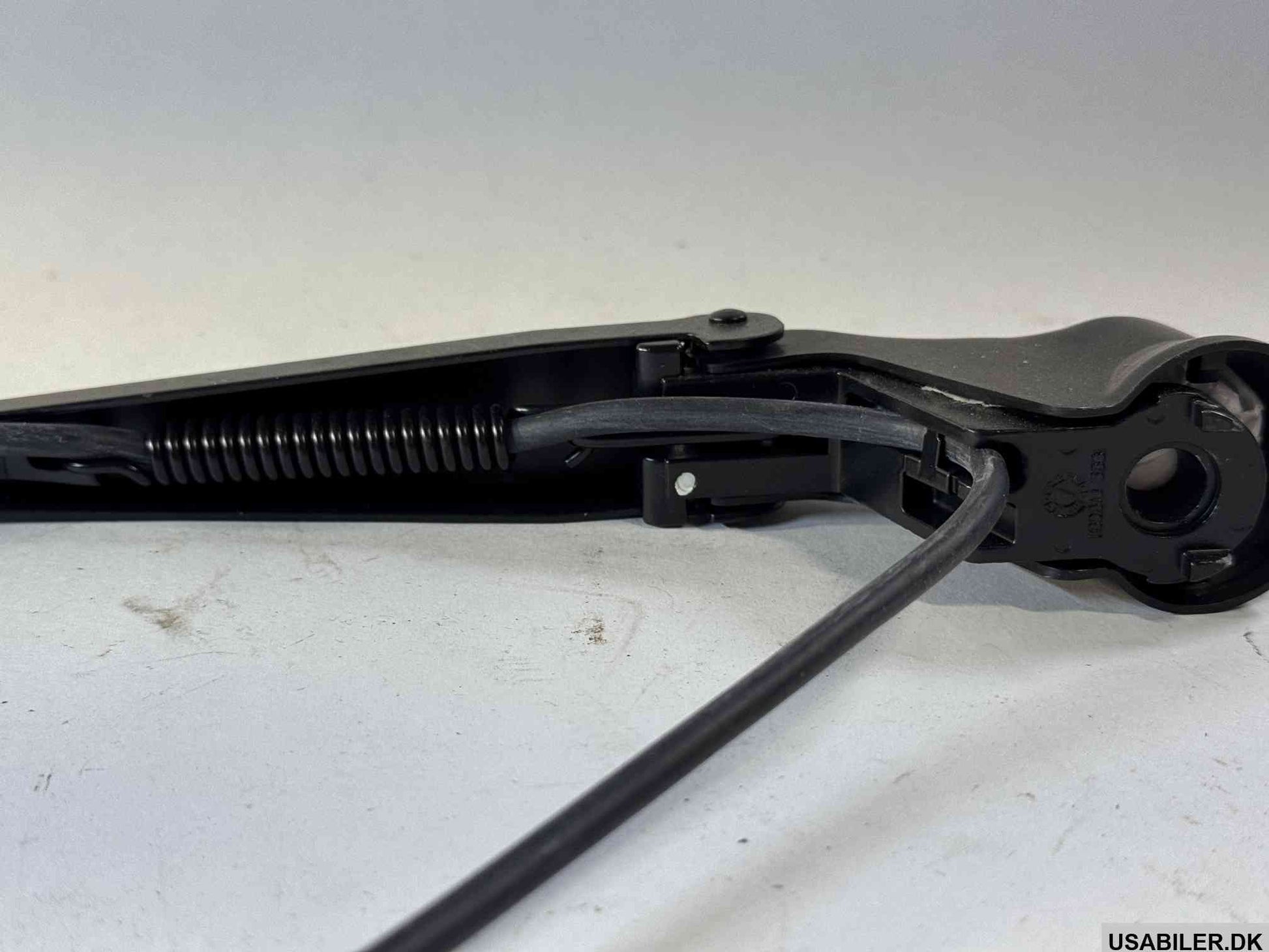 GM 15711688 Arm,Rear Window Wiper