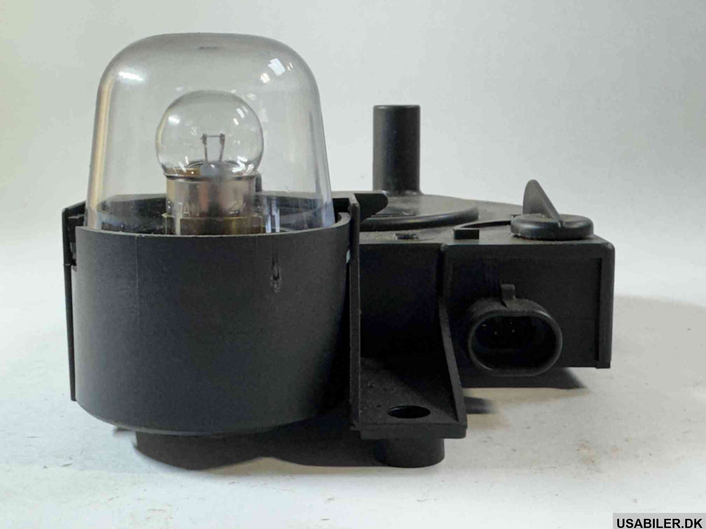 GM 15990293 Lamp Assembly, Underhood