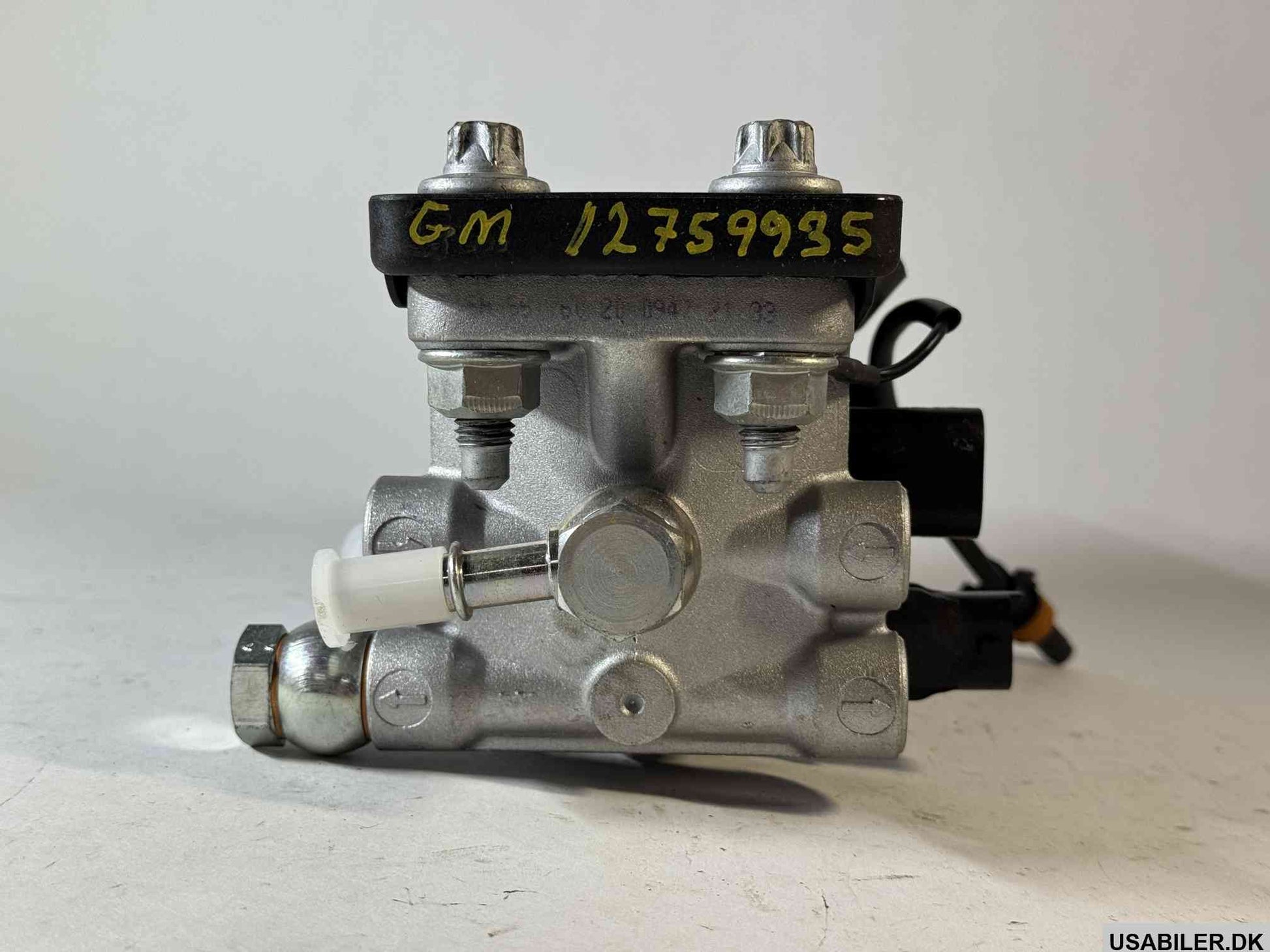 SAAB 12759935 Fuel Filter Housing